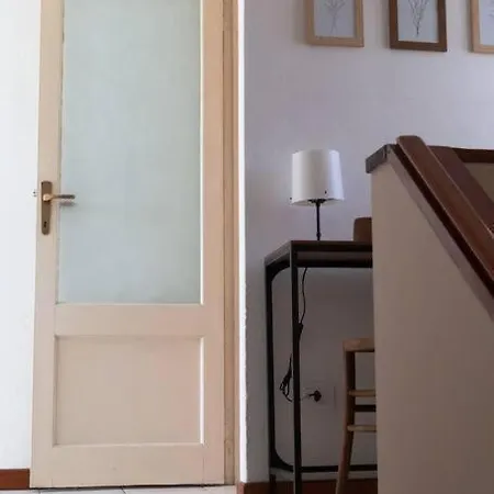 Maria's Bed - Intero Accogliente Holiday home Dorno